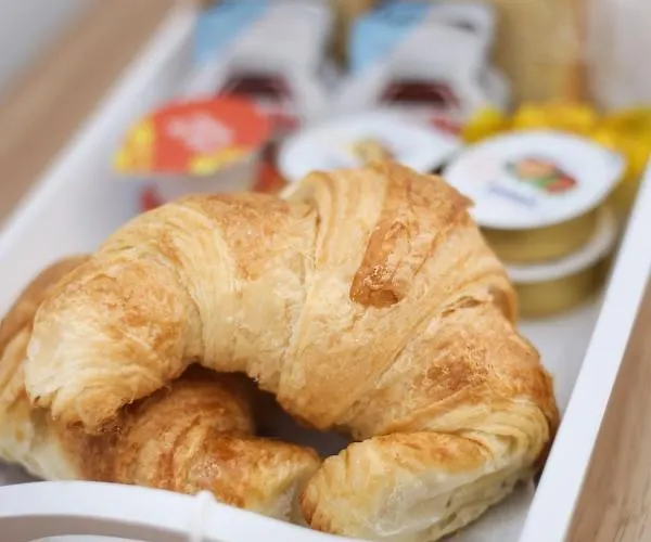 Ancora Bed & Breakfast 4*